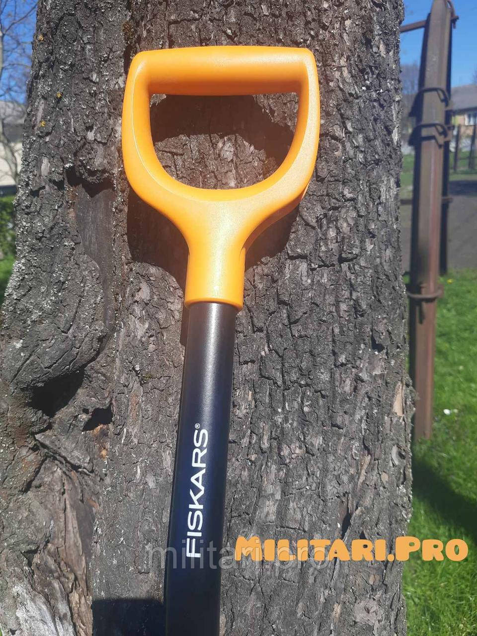 Лопата саперно-автомобильная Fiskars Solid Car Spade Steel 131417 (1014809).Оригинал.