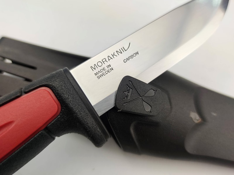 Нож Morakniv PRO C 12243. Картон. Швеция.