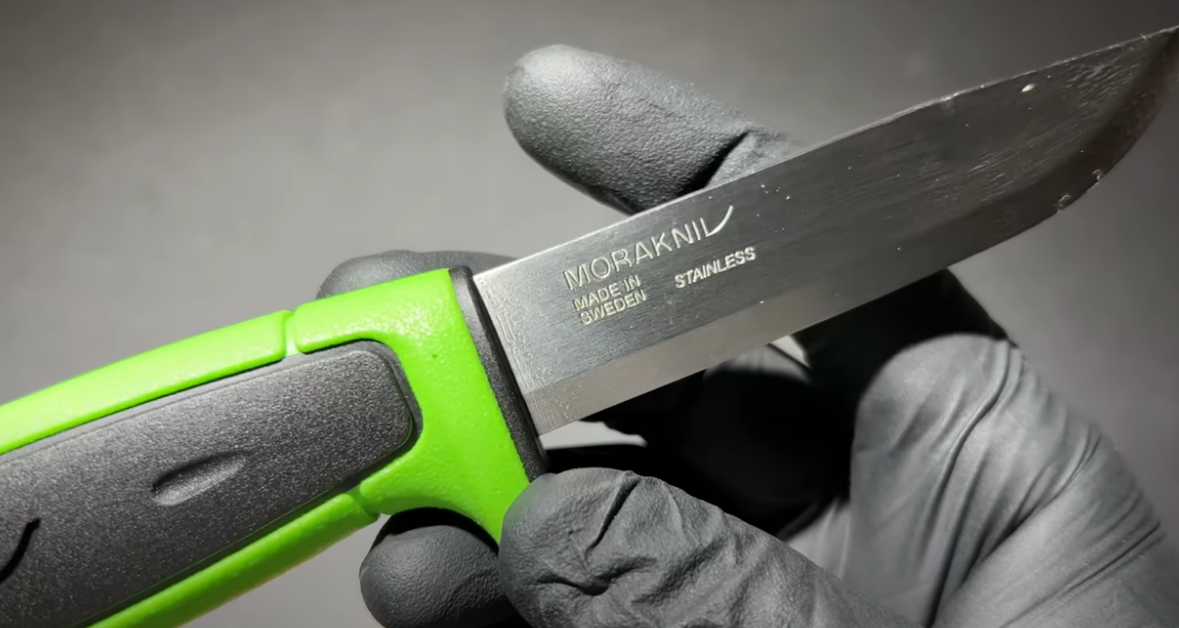 Нож Morakniv Basic 546 LE 2019 Green/Black (13451). Швеция.