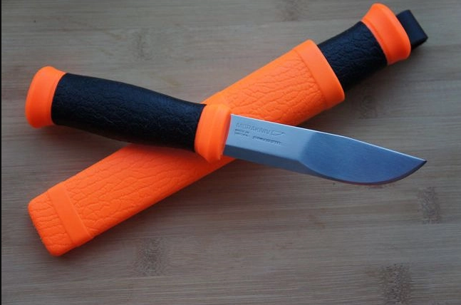 Ніж Morakniv Outdoor Mora 2000 (S) Orange (12057). Швеція.