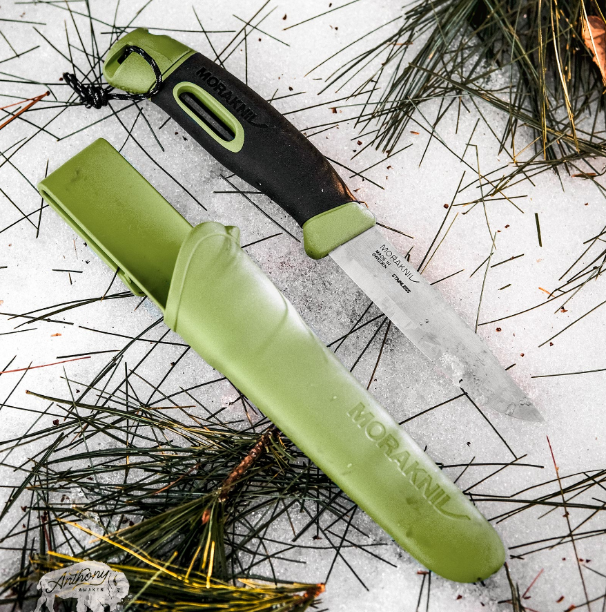 Ніж Morakniv Companion Spark Green (13570). З кресалом. Швеція.