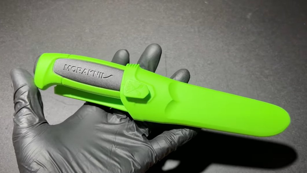 Ніж Morakniv Basic 546 LE 2019 Green/Black (13451). Швеція.