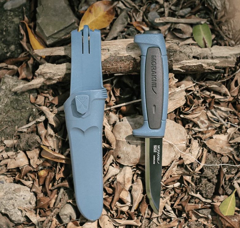 Ніж з нержавіючої сталі Morakniv Basic 546 (S) LE 2022 Dusty Blue/Dark Grey (14048). Швеція.