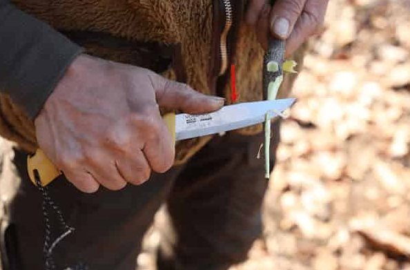 Ніж Morakniv Companion Spark Yellow 13573. Швеція.