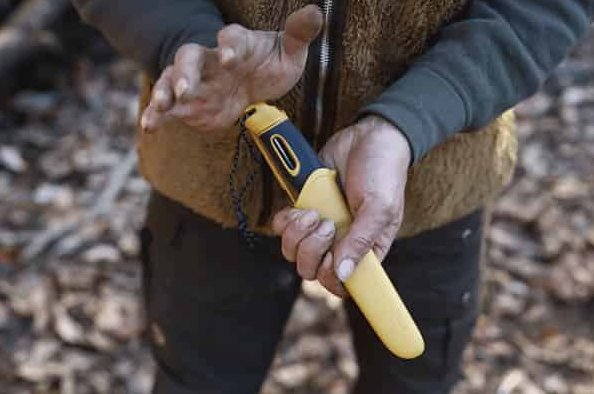 Ніж Morakniv Companion Spark Yellow 13573. Швеція.