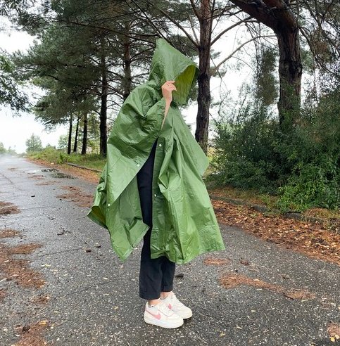 Універсальний дощовик-пончо Trizand Rain Poncho 24278. Польща.